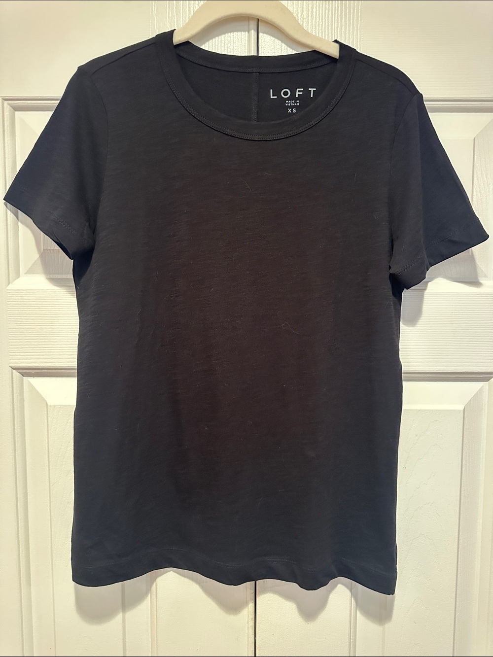 LOFT Black Short Sleeve Crew Neck Tee